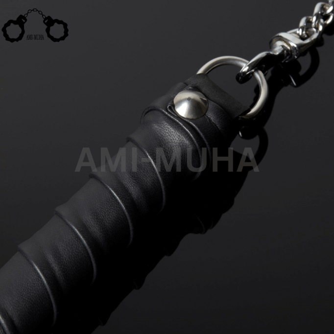 Ami-Muha Leather Chain Suede Bondage Flogger